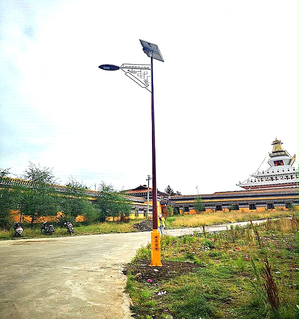 LED太阳能路灯_太阳能特色路灯_南德太阳能庭院路灯
